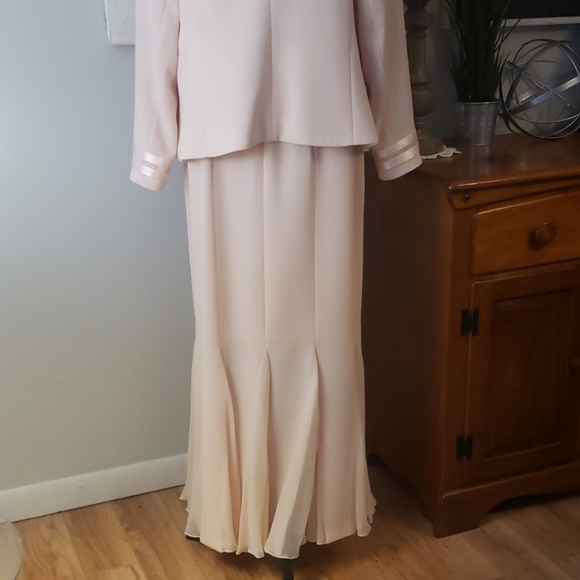 Junnie Leigh mother of bride/ groom dress size 16 - Picture 4 of 8